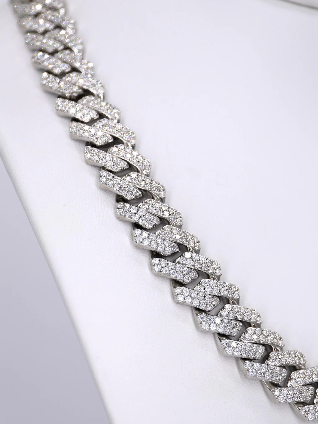 2 Row VVS Moissanite Diamond 12mm 22INCH Cuban