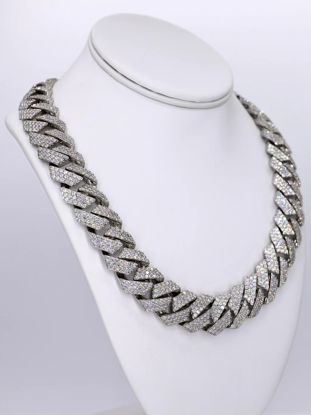 3 Row Curved VVS Moissanite Diamond 18mm 24INCH Cuban