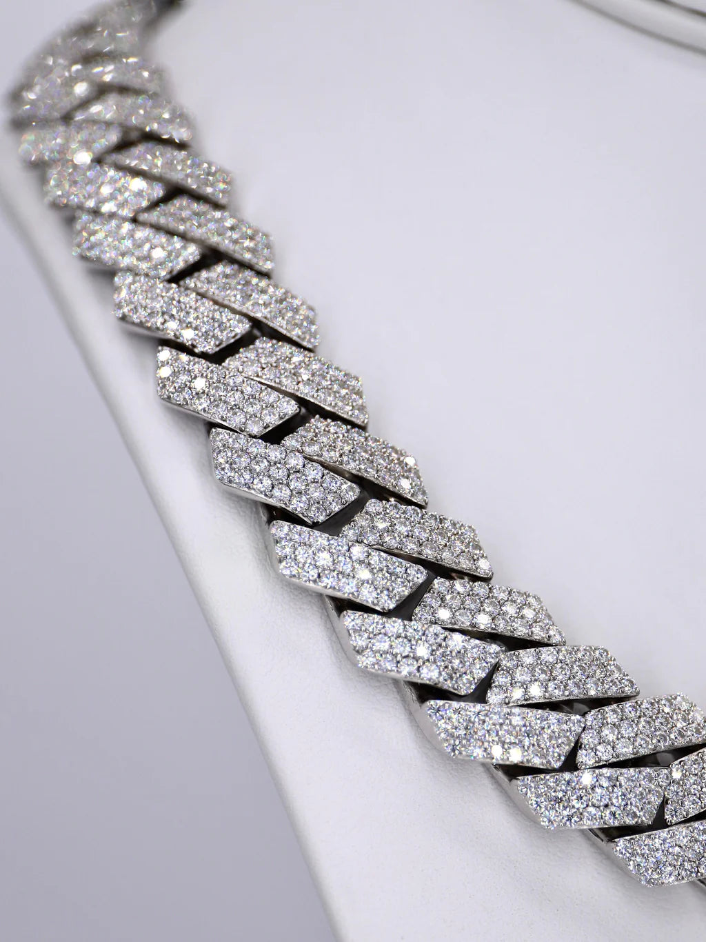 3 Row VVS Moissanite Diamond 18MM 24INCH Cuban