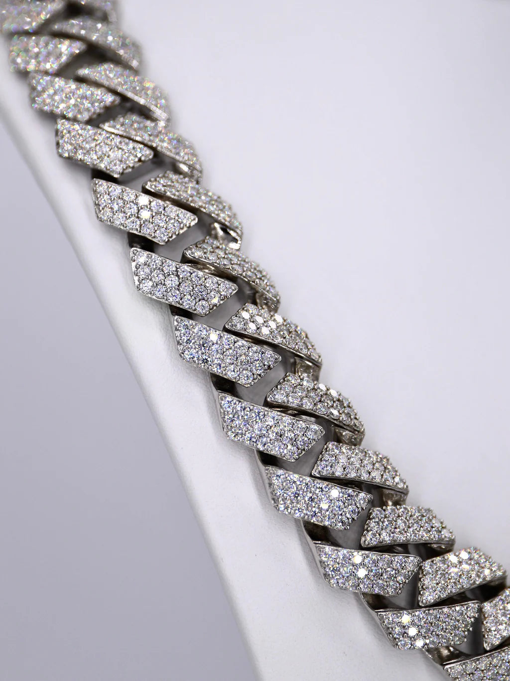 3 Row Curved VVS Moissanite Diamond 18mm 24INCH Cuban