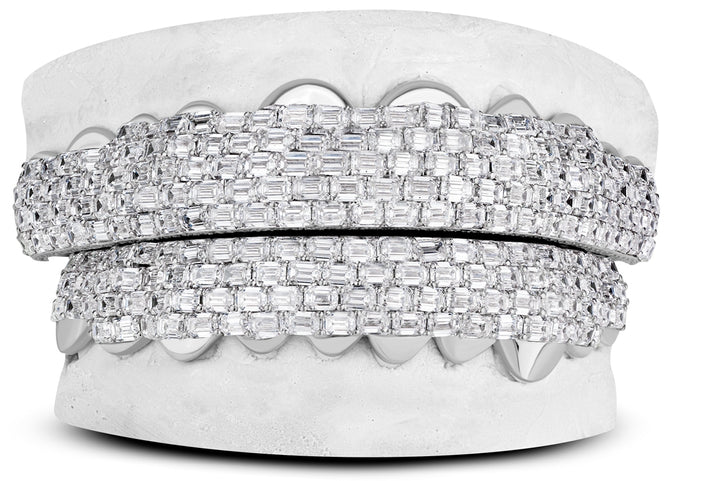Emerald Prong set Diamonds - G4070