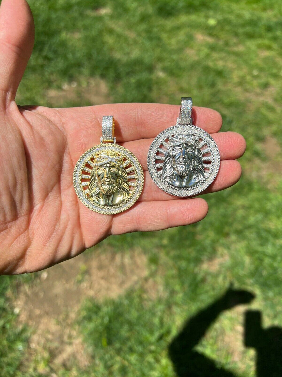 Moissanite Jesus Round Medallion Pendant Necklace Iced Hip Hop Pass Diamond Test