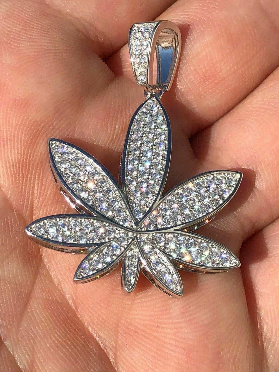 Real Iced VVS MOISSANITE 925 Silver/Gold Plated Marijuana Weed Pendant Necklace