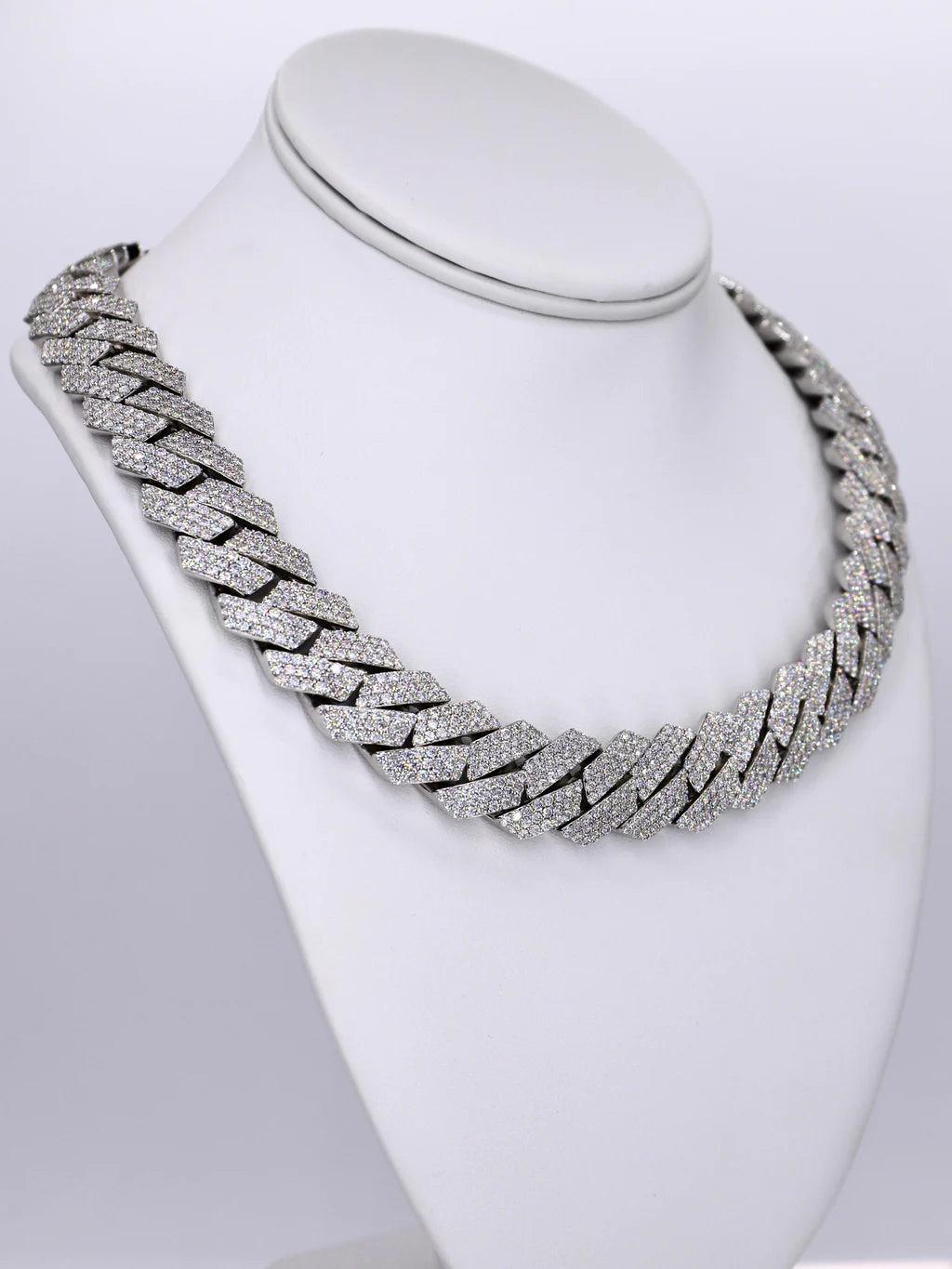 3 Row VVS Moissanite Diamond 18MM 24INCH Cuban