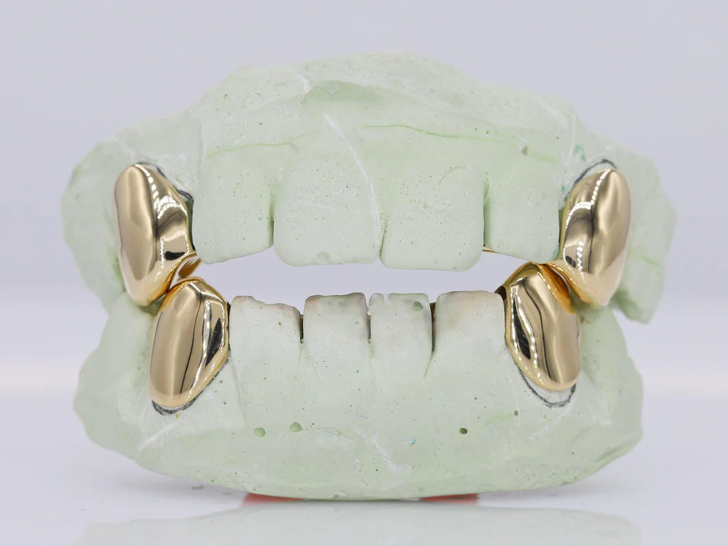 Gold Fangs Grillz