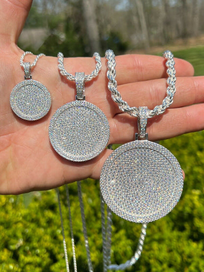 MOISSANITE Dog Tag Out Iced Round Hip Hop Pendant Necklace Pass Diamond Tester