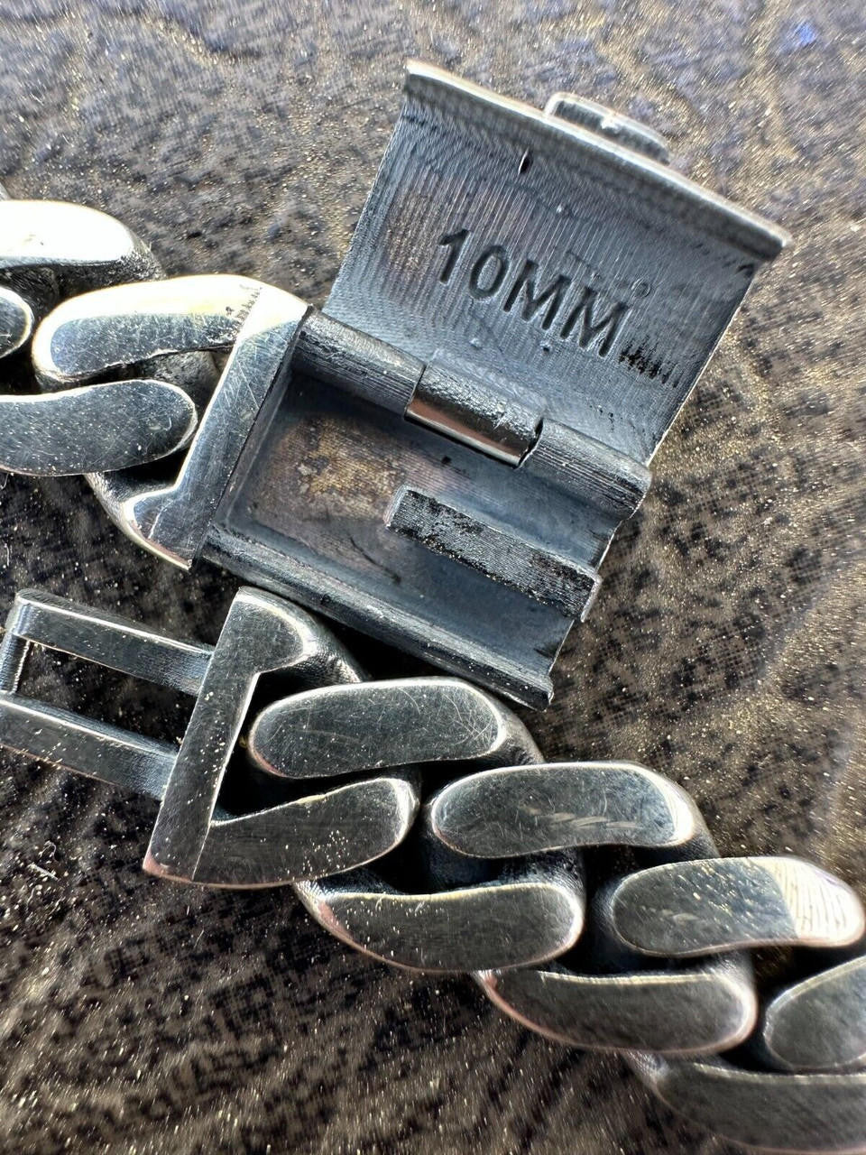 Cancun Cuban Link Chain Necklace Sleek Clasp - 925 Sterling Silver - 18"-28" - 6mm-12mm